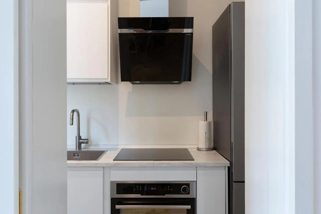 Elegant And Bright Apartment, Milano Gerusalemme Italy